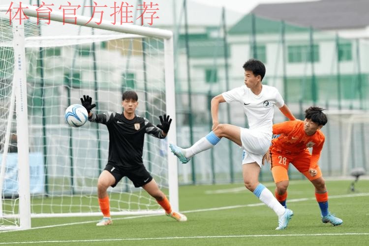 第一届中国青少年足球联赛总决赛江西于都揭幕 为中国青训加油，为足球长征鼓掌